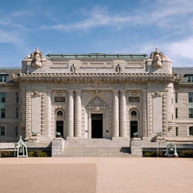 foto_no_united_states_aval_academy-640x640